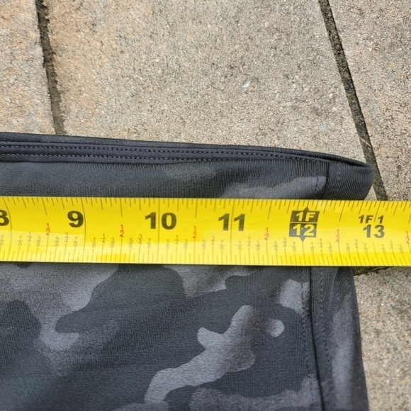 Spanx Faux Leather Camo Leggings M - Picture 7 of 9
